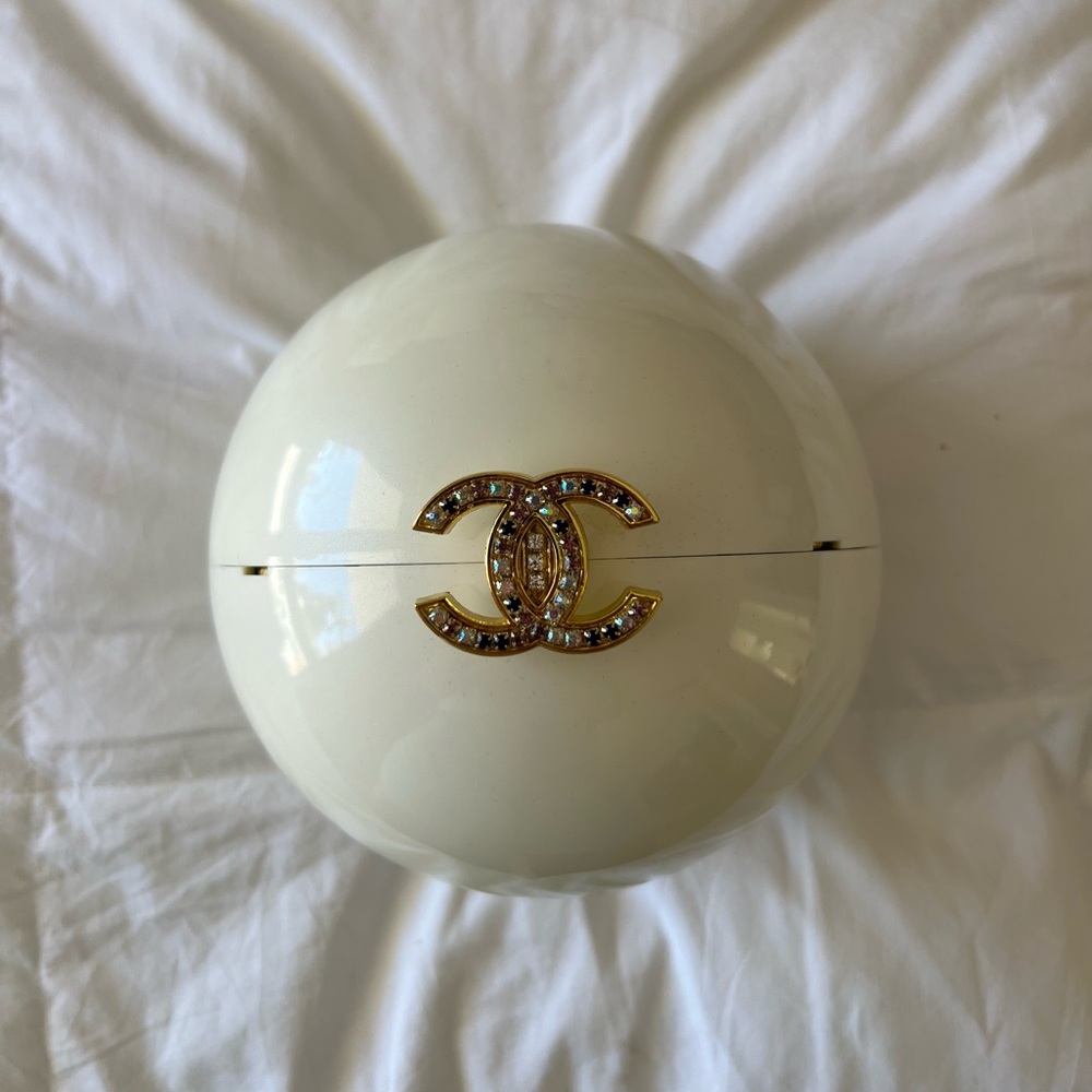 CC clutch bag